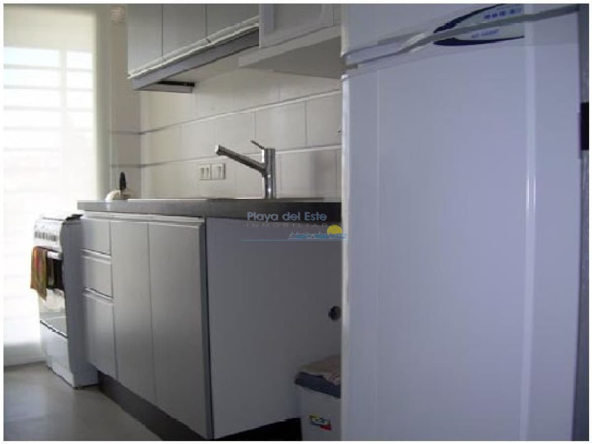 Apartamento en venta de 2 dormitorios en Torre Francia , Punta del este  - Inmobiliaria Playa del Este