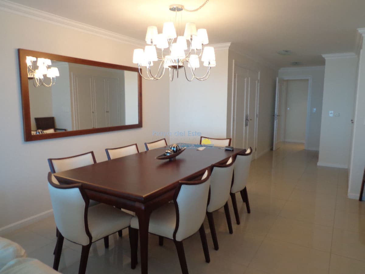 Apartamento en torre imperiale , alquiler de temporada en Punta del este , 3 dormitorios , Playa brava  - Inmobiliaria Playa del Este