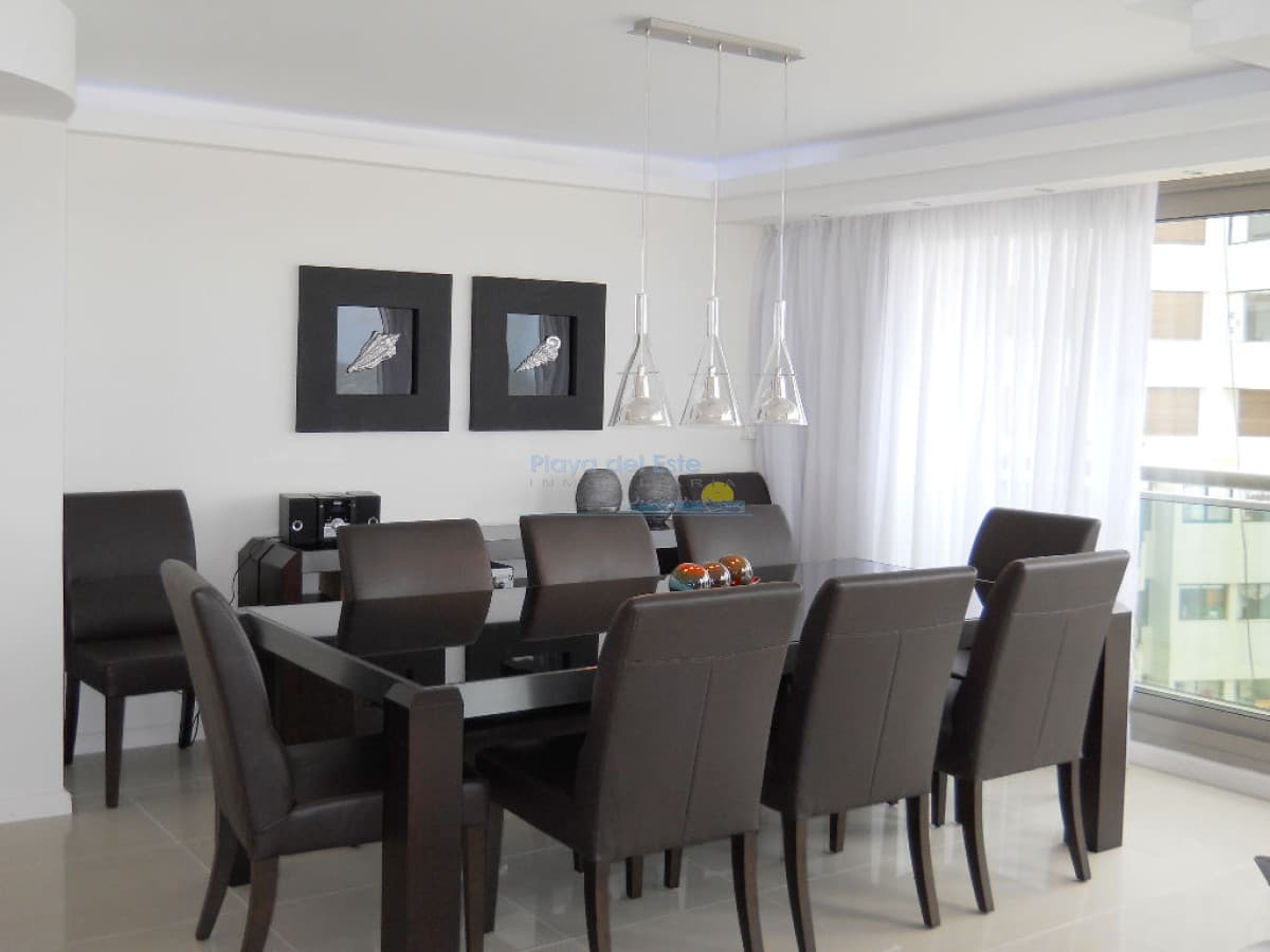 Apartamento de 3 dormitorios en Torre imperiale , Punta del este , Playa Brava  - Inmobiliaria Playa del Este