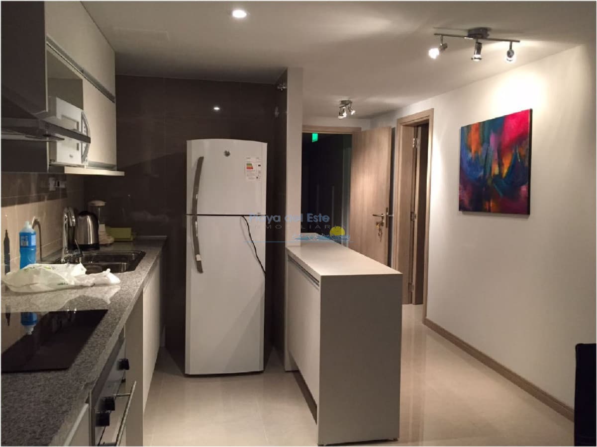 Apartamento en alquiler temporal de 1 dormitorio y medio en Venta en Punta del este  - Inmobiliaria Playa del Este