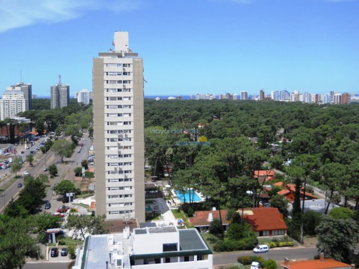 Apartamento en Roosevelt, 3 dormitorios * - Inmobiliaria Playa del Este