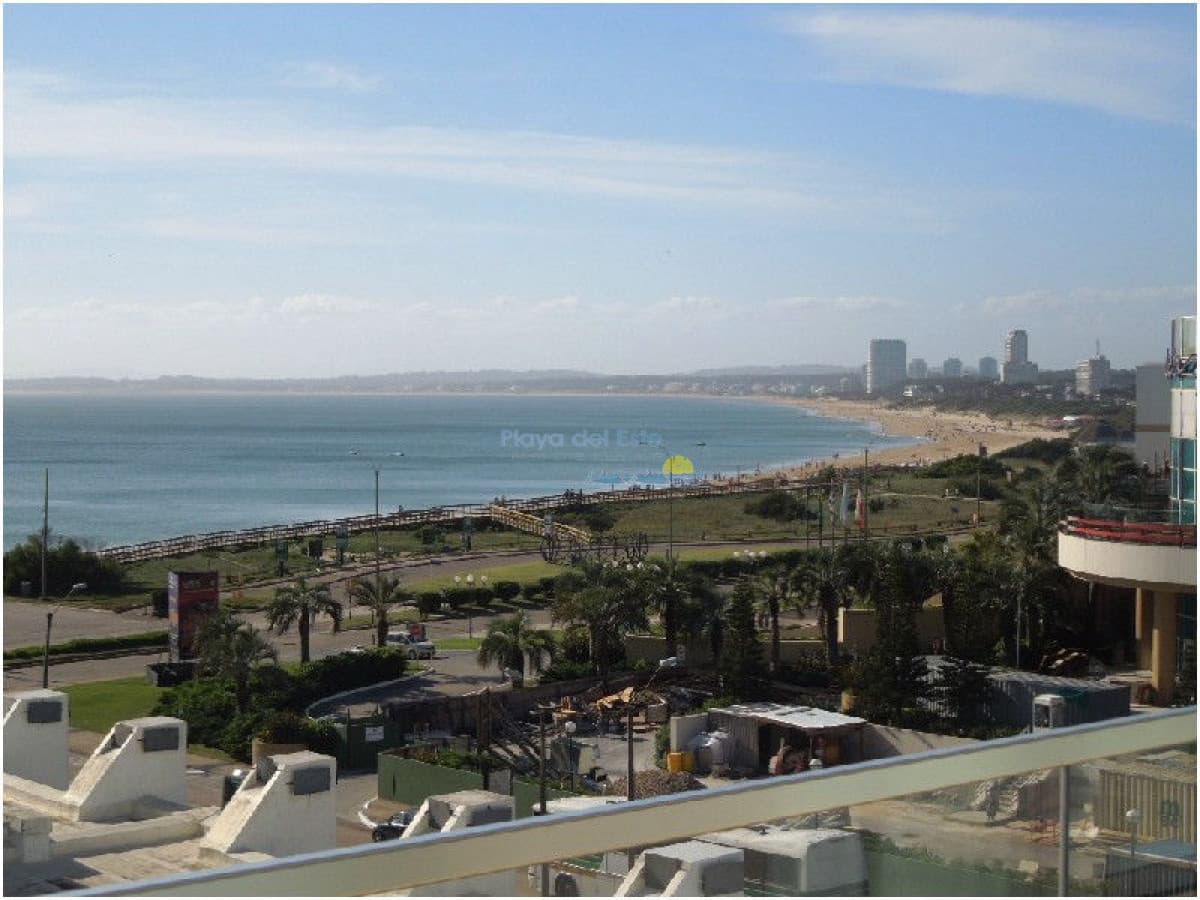 Apartamento en Venta de 3 dormitorios en Punta del este , Playa Mansa , Edificio Alexander Collection  - Inmobiliaria Playa del Este