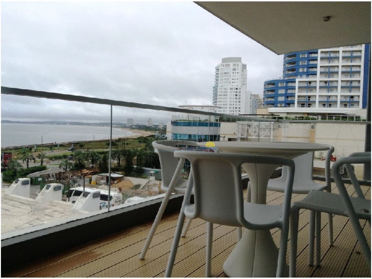 Apartamento en Venta de 3 dormitorios en Punta del este , Playa Mansa , Edificio Alexander Collection  - Inmobiliaria Playa del Este