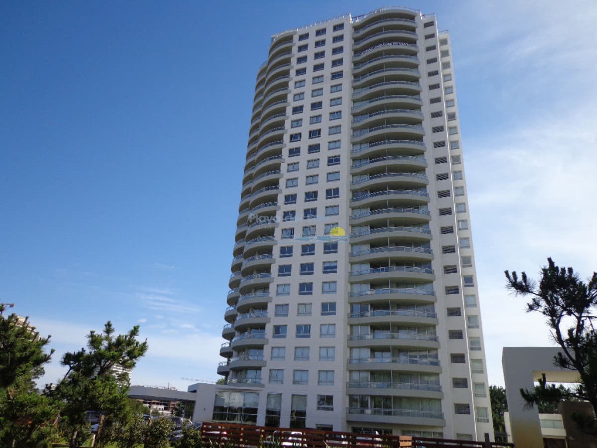 Apartamento en Alquiler de 2 Dormitorios en Torre Ocean Drive , Punta del este , Playa Brava  - Inmobiliaria Playa del Este