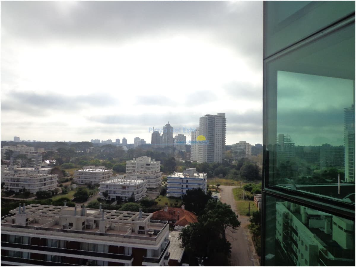 Apartamento de 2 dormitorios en venta en Wind Tower , Punta del este , playa brava  - Inmobiliaria Playa del Este