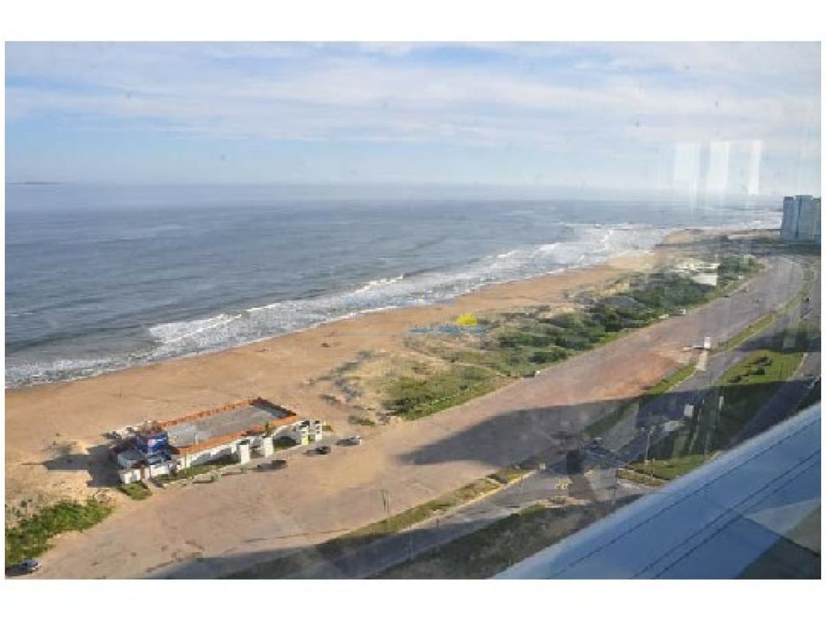 Departamento  en Alquiler 3 dormitorios en Playa Brava , Edificio Le Parc II , Punta del este  - Inmobiliaria Playa del Este