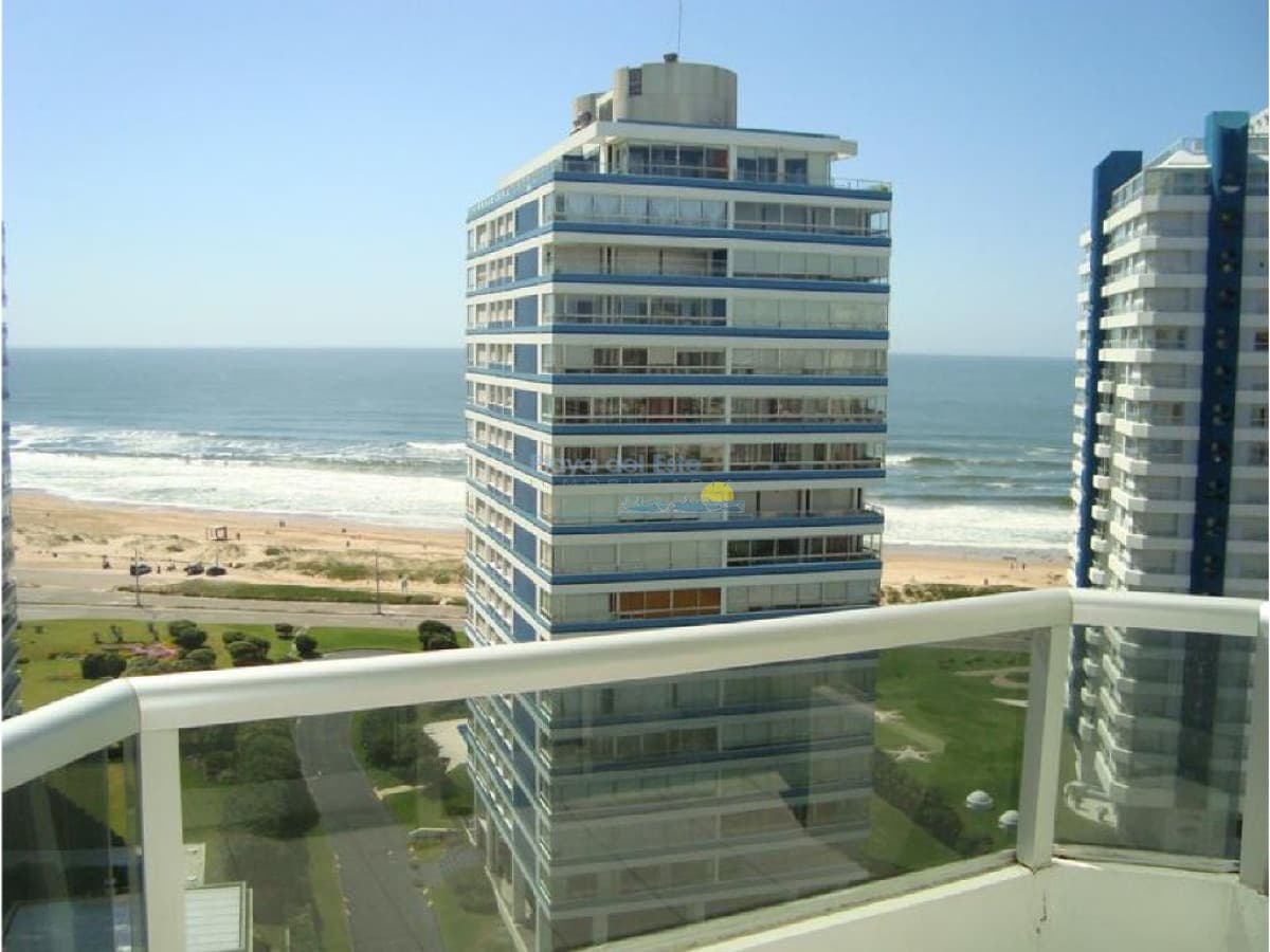 Apartamento en Brava, 2 dormitorios * - Inmobiliaria Playa del Este