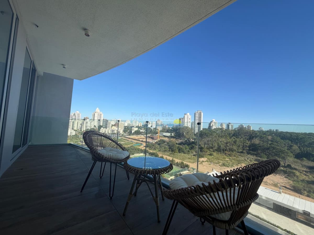 Apartamento en venta de 1 dormitorio en Torre Trump , Punta del este , Playa brava  - Inmobiliaria Playa del Este
