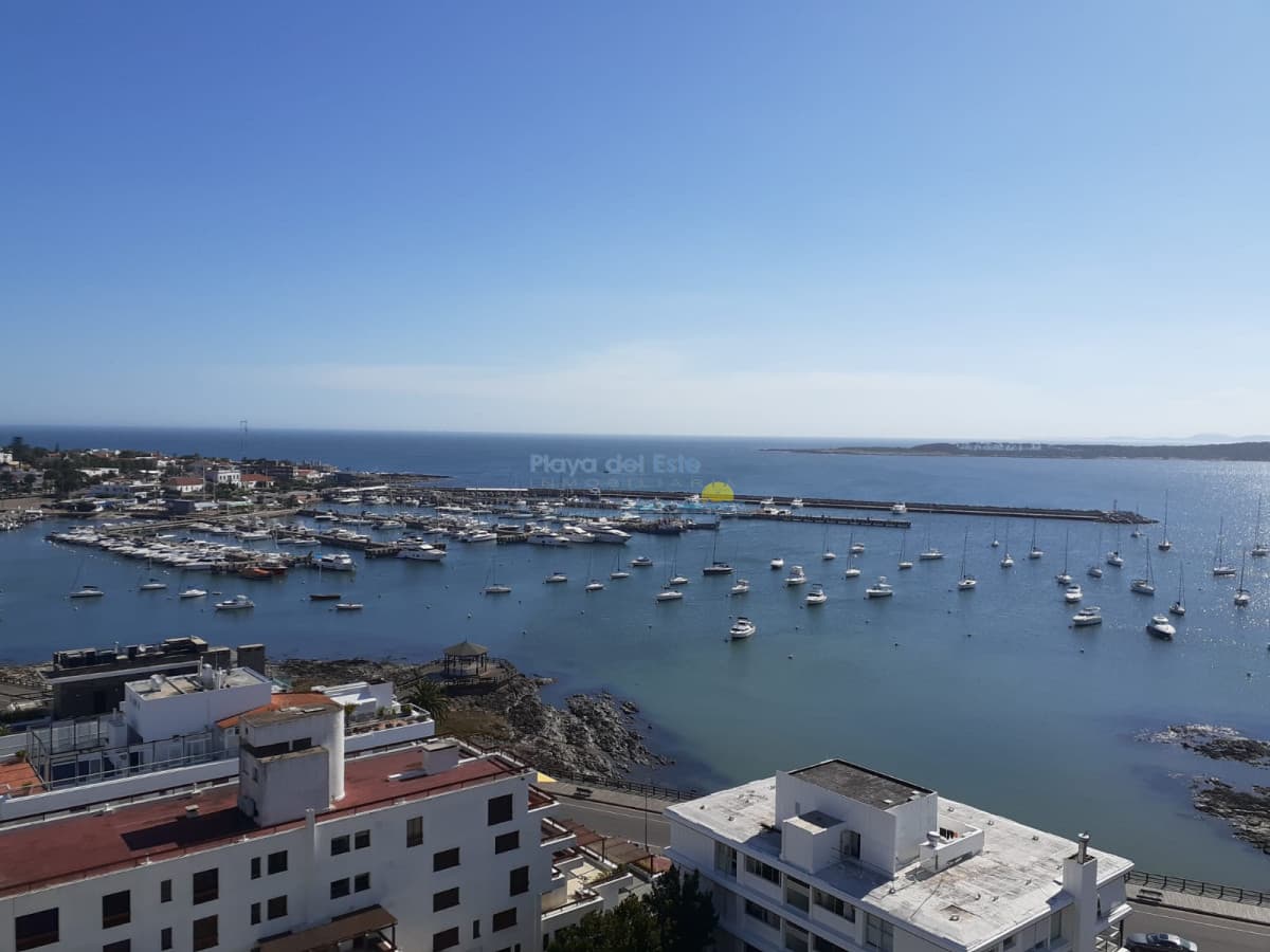 Apartamento de 3 dormitorios en Venta en Punta del este , Puerto , Peninsula - Inmobiliaria Playa del Este
