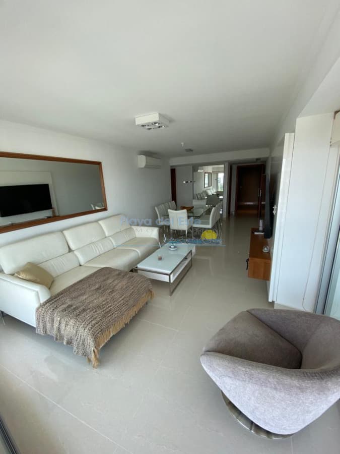 Apartamento en Miami Boulevard de 2 dormitorios  en Punta del este , Playa Mansa , Parada 5 - Inmobiliaria Playa del Este