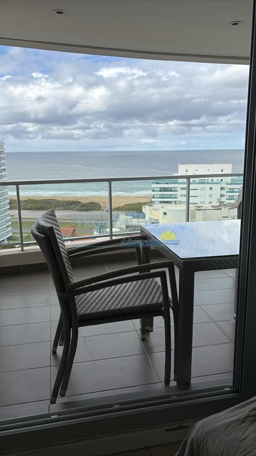 Apartamento en Alquiler de 3 dormitorios en Punta del este , Edificio Wind , Playa Brava  - Inmobiliaria Playa del Este