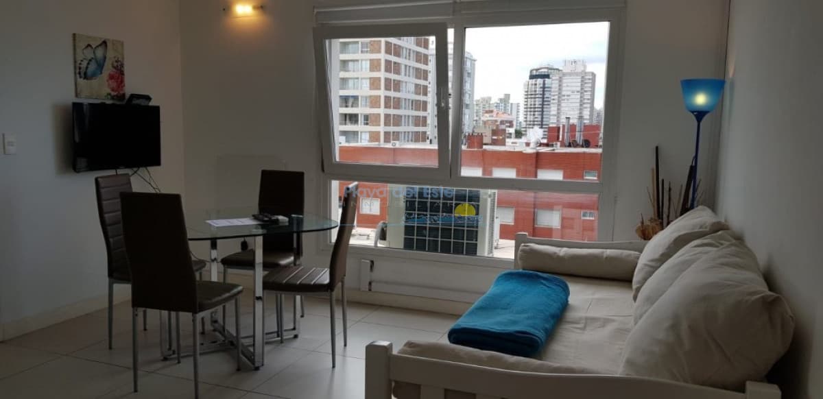 Apartamento en venta de 1 dormitorio en Torre Lux tower , Península , Punta del este  - Inmobiliaria Playa del Este