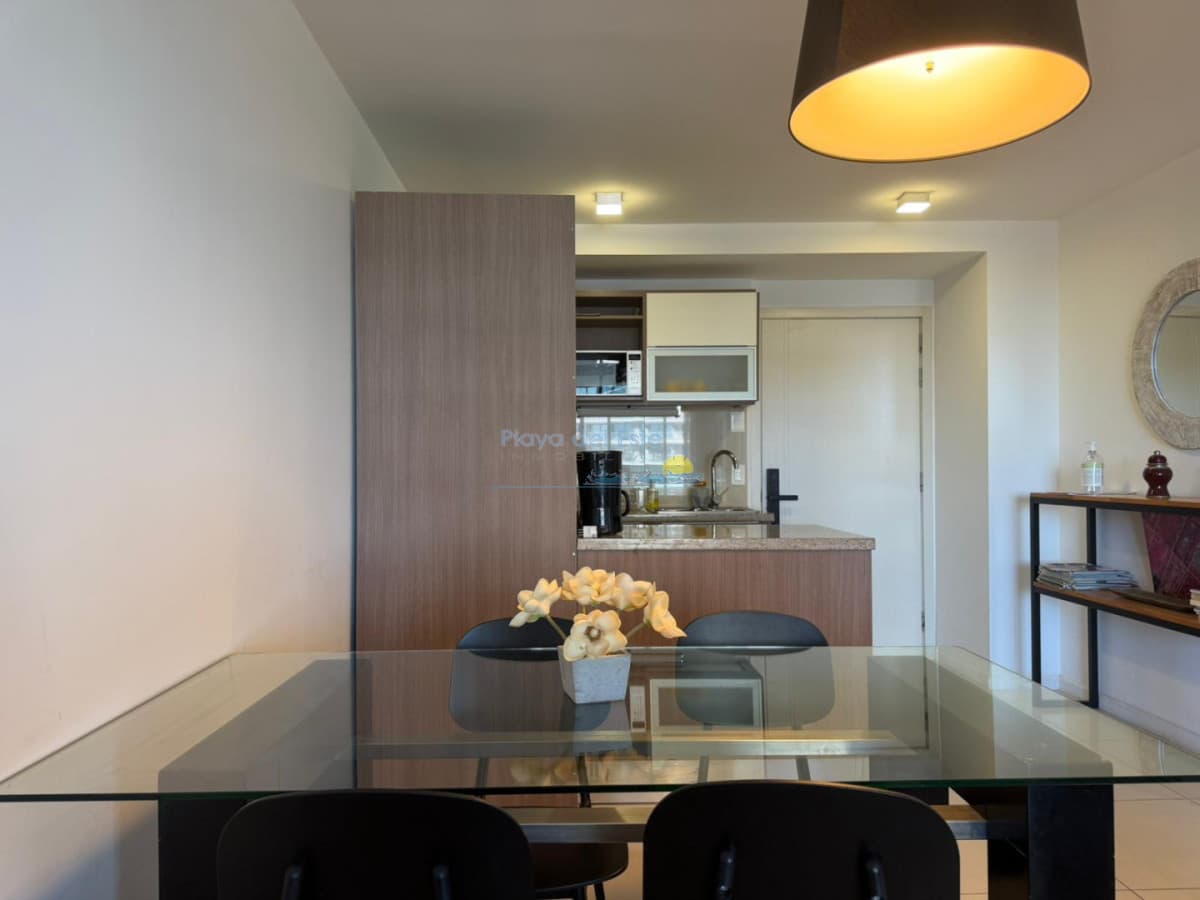 Apartamento Alquiler anual de 1 dormitorio en Punta del este , Playa brava  - Inmobiliaria Playa del Este