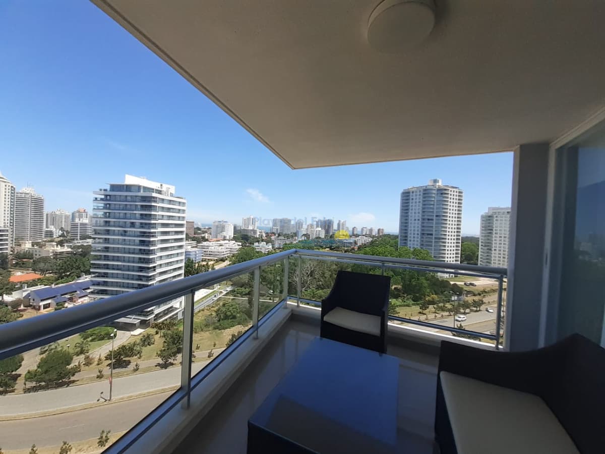 Apatamento en venta de 2 dormitorios en Torre one , Punta del este  - Inmobiliaria Playa del Este