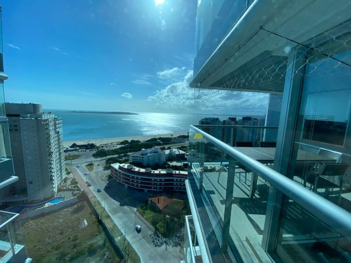Apartamento de 2 Dormitorios en Venta en Punta del este , Playa Mansa , Miami Boulevard , Vista al mar  - Inmobiliaria Playa del Este