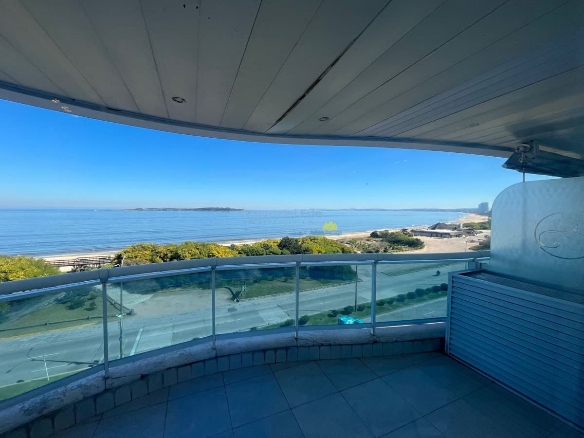 Apartamento de 3 dormitorios en Torre Millenium , Punta del este , Playa Mansa  - Inmobiliaria Playa del Este