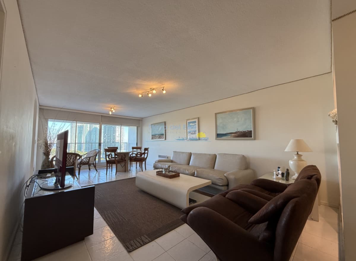 Apartamento en Venta de 3 dormitorios en Punta del este , Torre Wilson , Playa Mansa  - Inmobiliaria Playa del Este