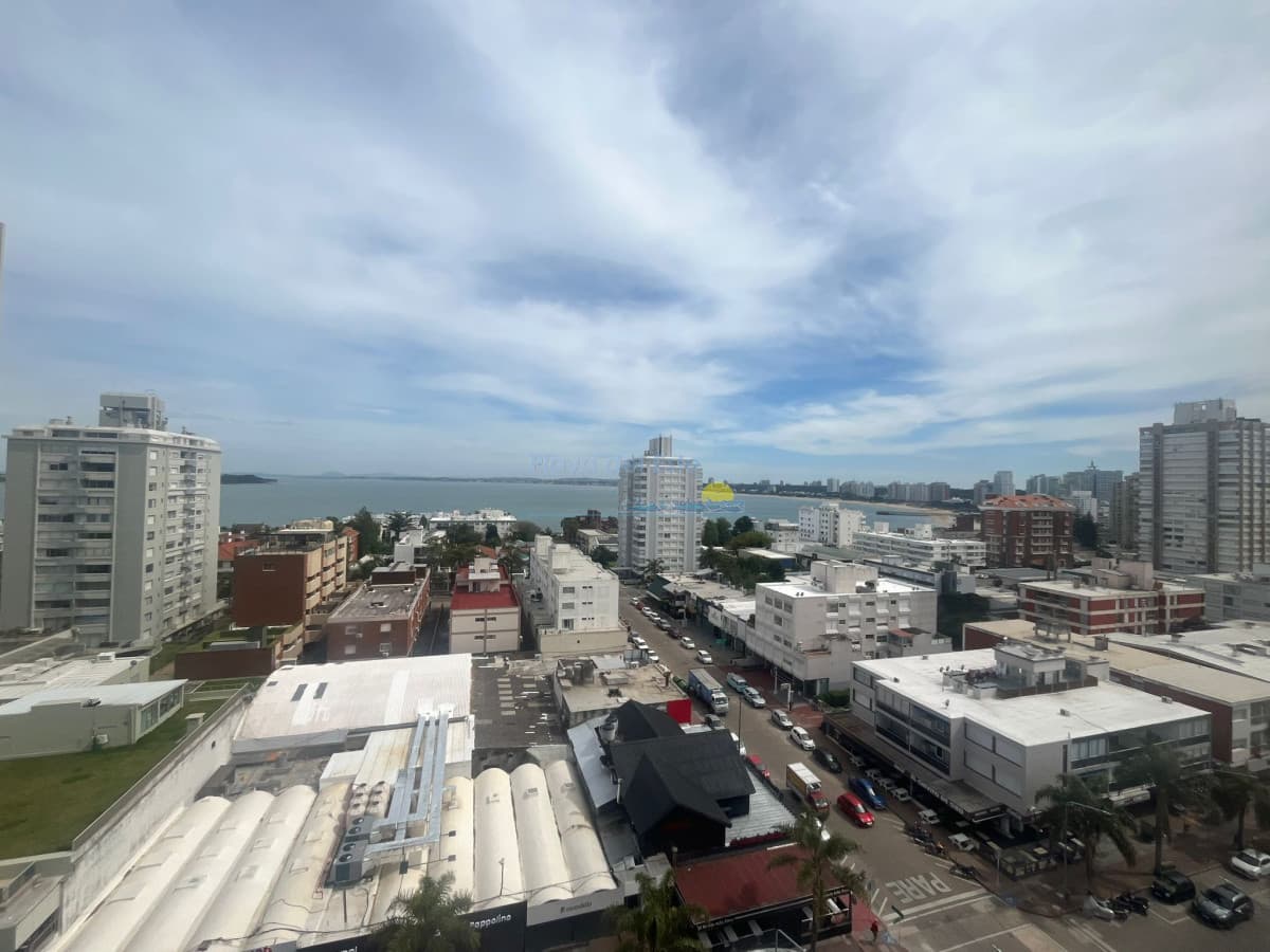 Apartamento en Alquiler de 2 dormitorios en Península , Punta del este , Gorlero  - Inmobiliaria Playa del Este
