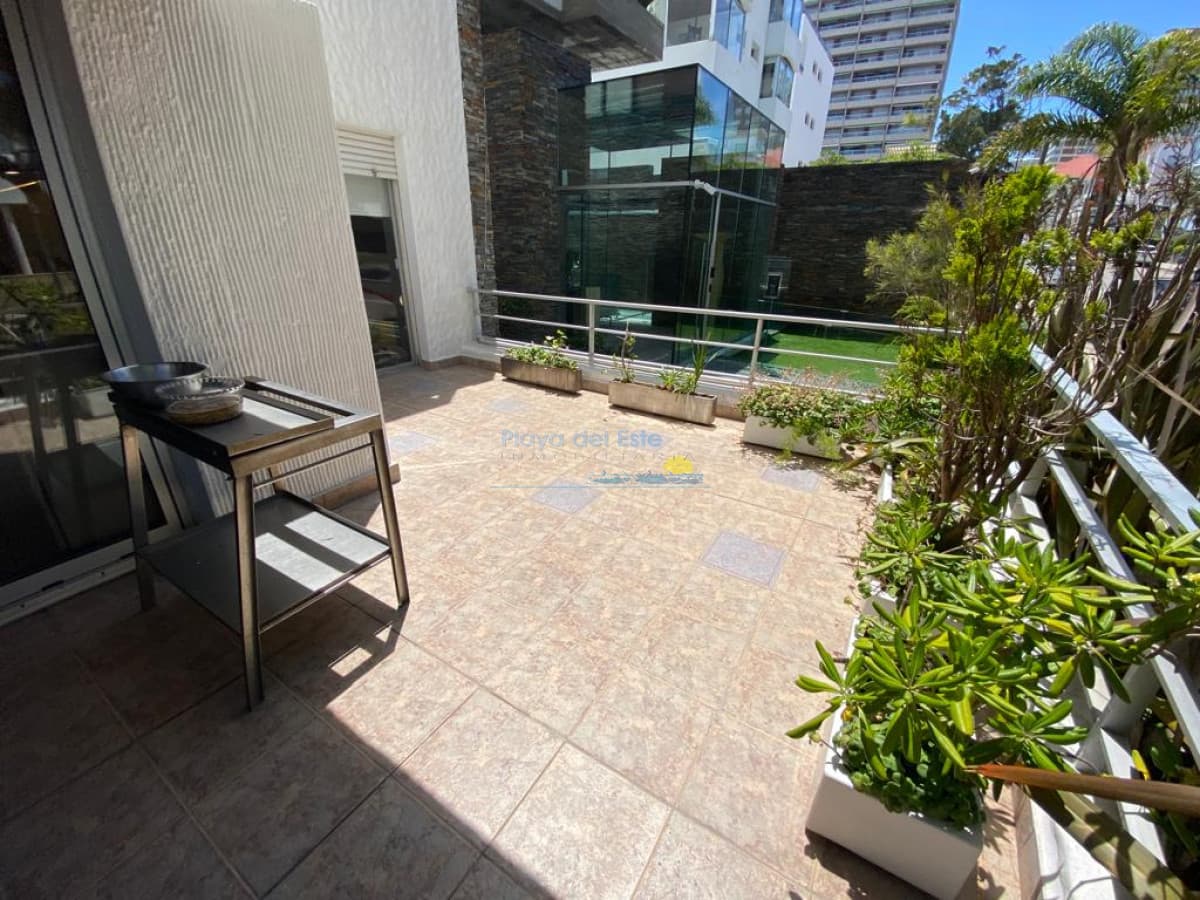 Apartamento en venta de 2 dormitorios en la península , punta del este , Puerto  - Inmobiliaria Playa del Este