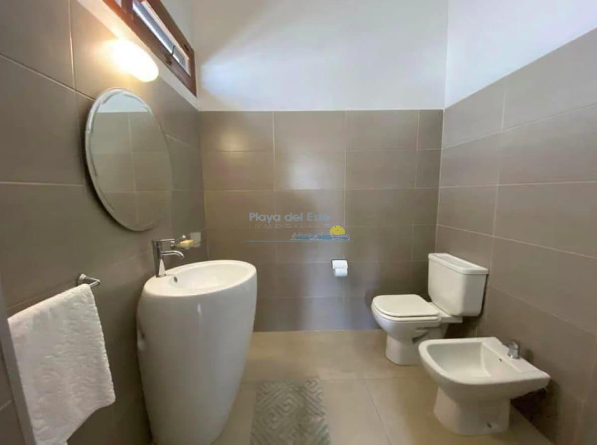 Casa en Venta en Península 6 dormitorios , Punta del este  - Inmobiliaria Playa del Este