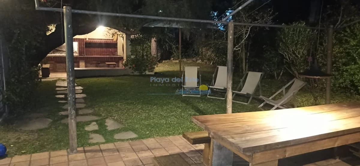 Casa en Alquiler de 3 Dormitorios en Rincón del Indio , Punta del este  - Inmobiliaria Playa del Este