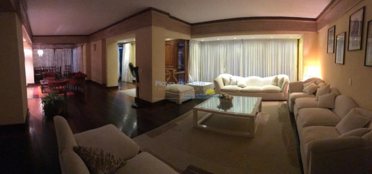 Espectacular casa en playa mansa  - Inmobiliaria Playa del Este
