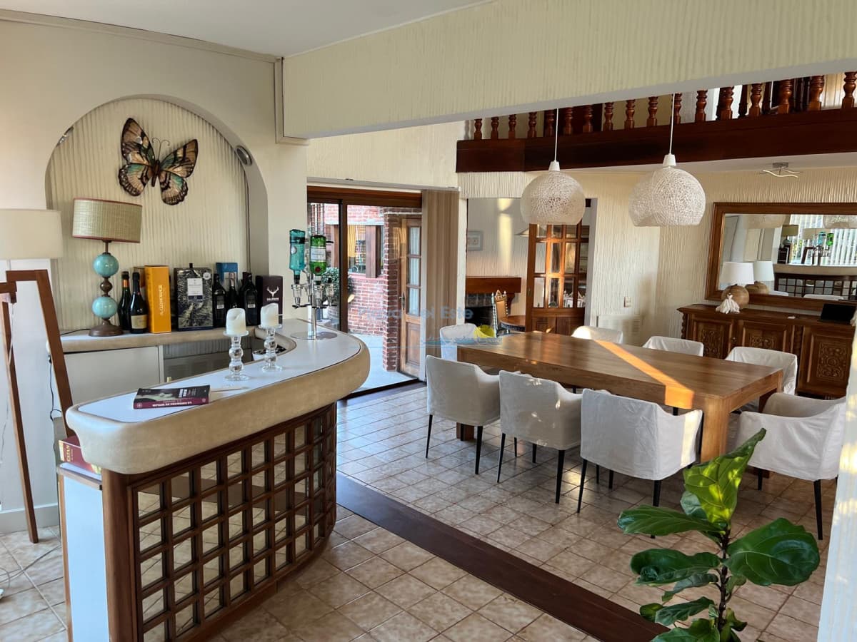 Casa en Venta en Barrio Lugano , Punta del este  - Inmobiliaria Playa del Este