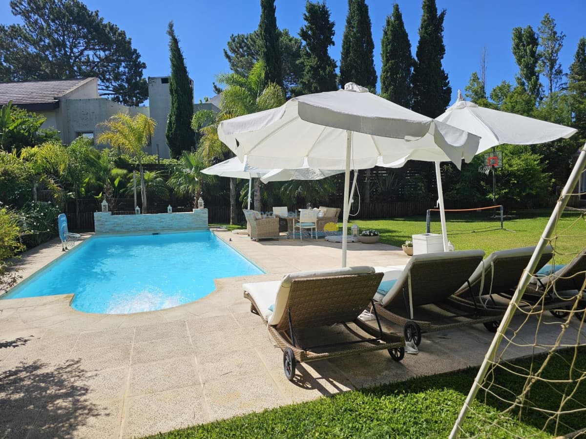 Casa en Punta del Este, Alborada - Inmobiliaria Playa del Este