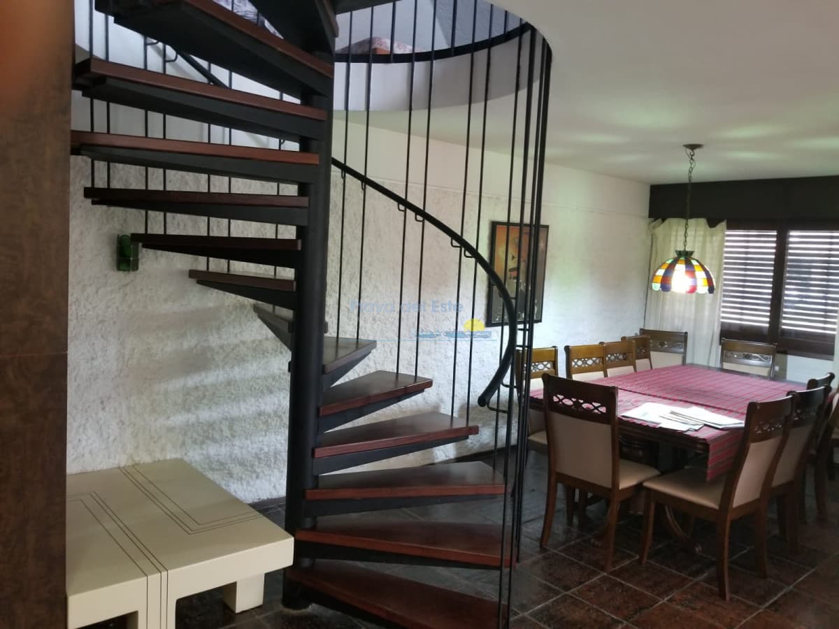 Mansa, 4 dormitorios - Inmobiliaria Playa del Este