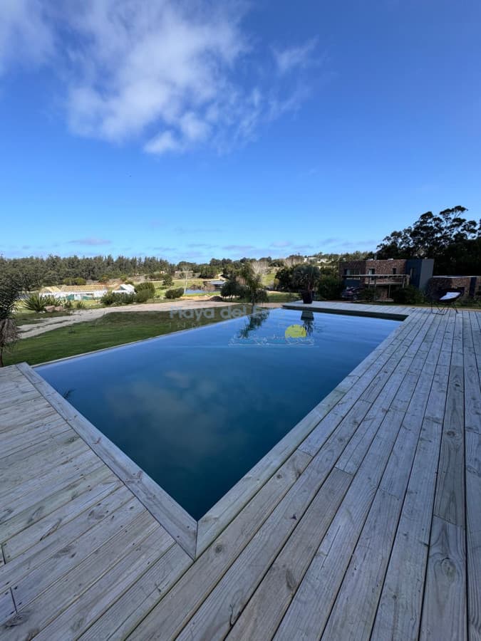 Casa en Alquiler de 4 dormitorios en Manantiales , Maldonado , La barra - Inmobiliaria Playa del Este