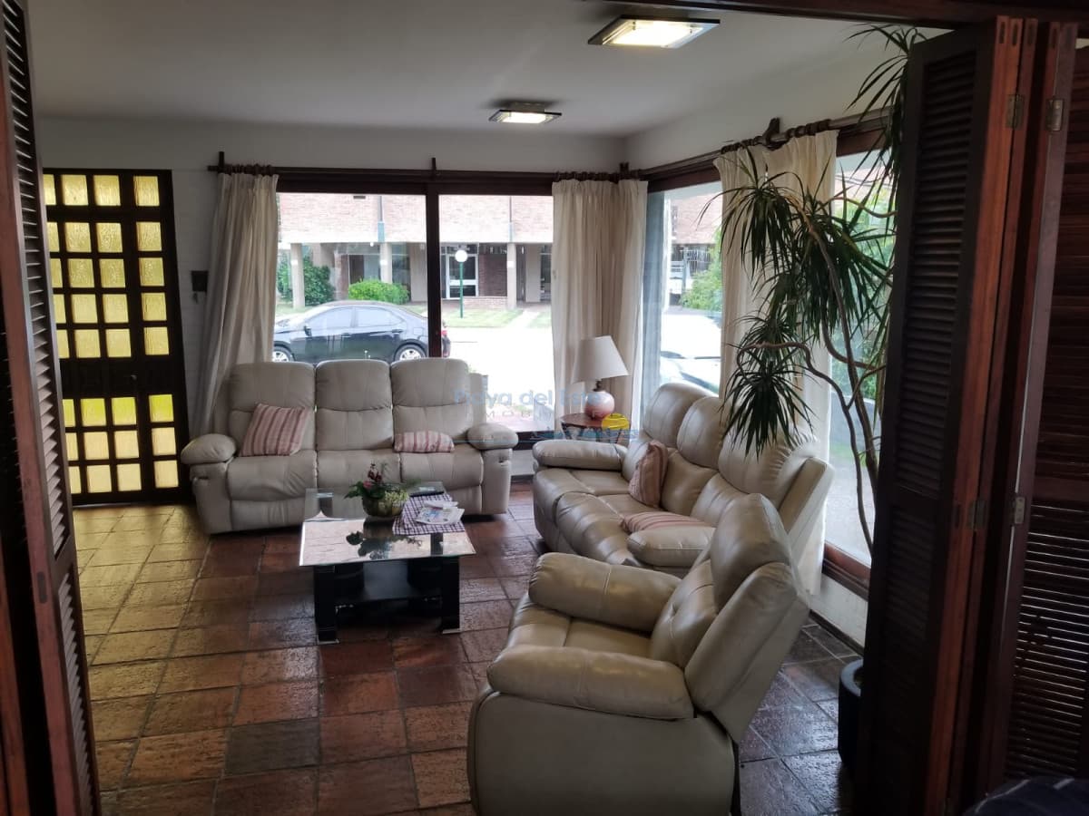 Mansa, 4 dormitorios - Inmobiliaria Playa del Este