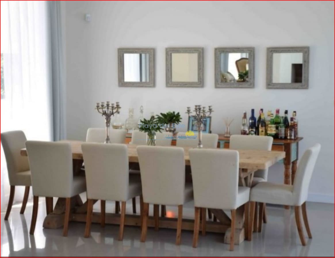 Casa en venta en Beaverly Hills , punta del este  - Inmobiliaria Playa del Este