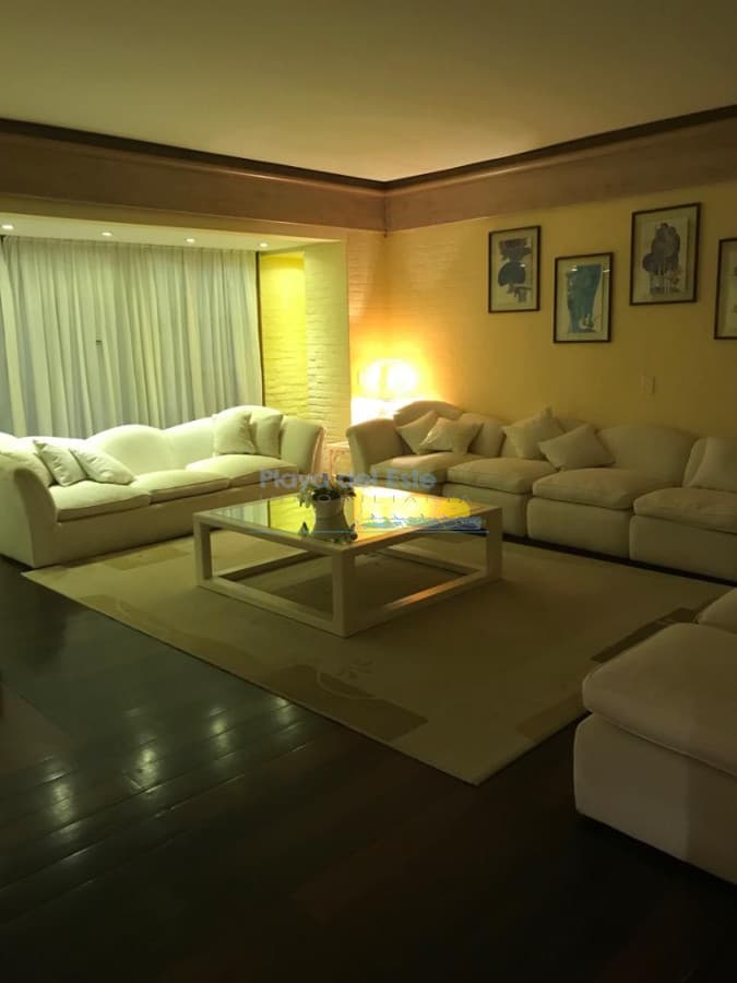 Espectacular casa en playa mansa  - Inmobiliaria Playa del Este