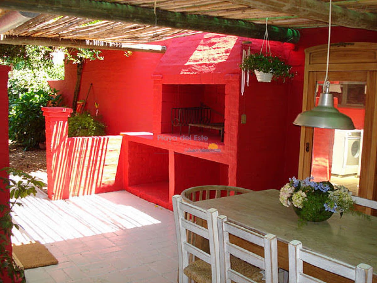 Casa en La Barra, 3 dormitorios * - Inmobiliaria Playa del Este