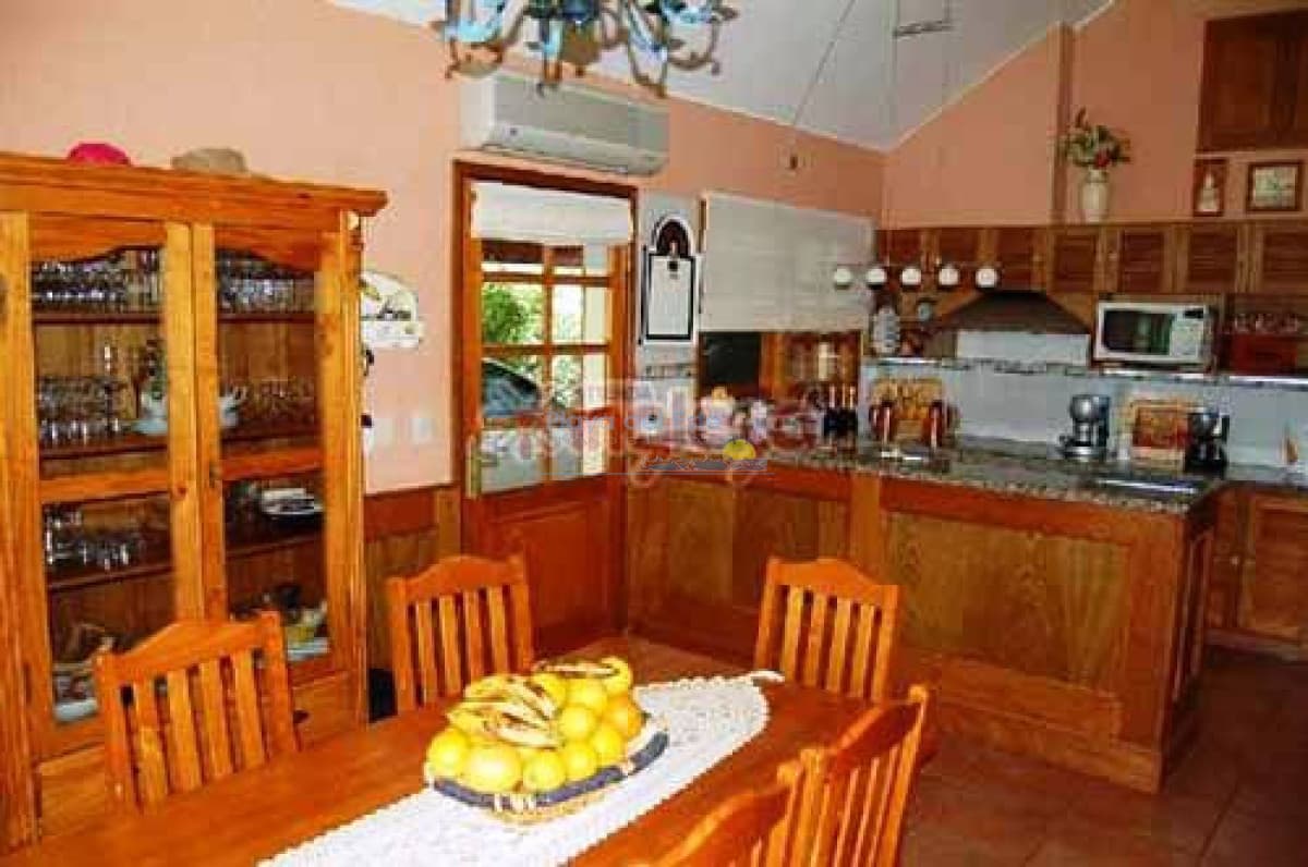 Casa en Beverly Hills, 3 dormitorios * - Inmobiliaria Playa del Este