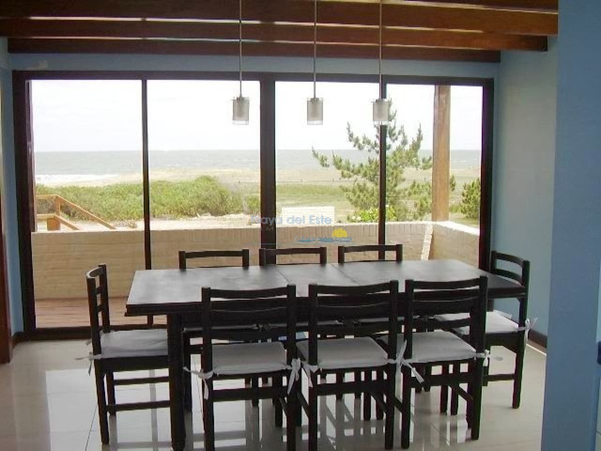 Casa en Mansa, 5 dormitorios * - Inmobiliaria Playa del Este