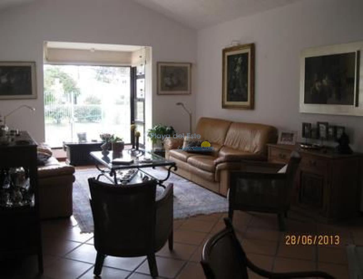 Casa en RincÃ³n del Indio, 4 dormitorios * - Inmobiliaria Playa del Este