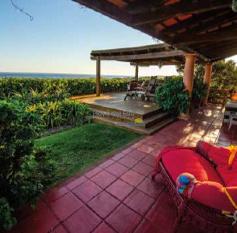 Casa en Venta en Punta ballena 5 dormitorios , Punta del este  - Inmobiliaria Playa del Este