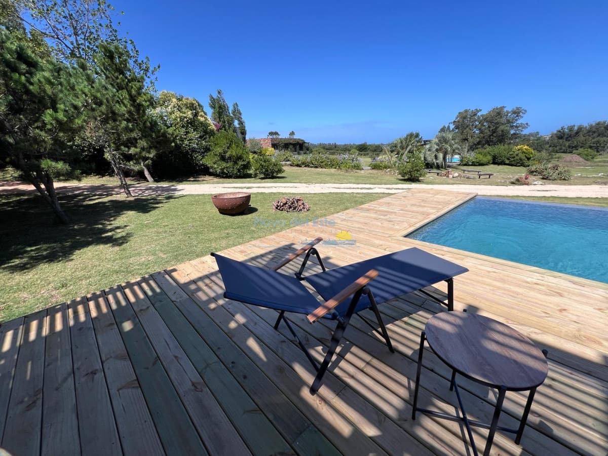 Casa en Alquiler de 4 dormitorios en Manantiales , Maldonado , La barra - Inmobiliaria Playa del Este