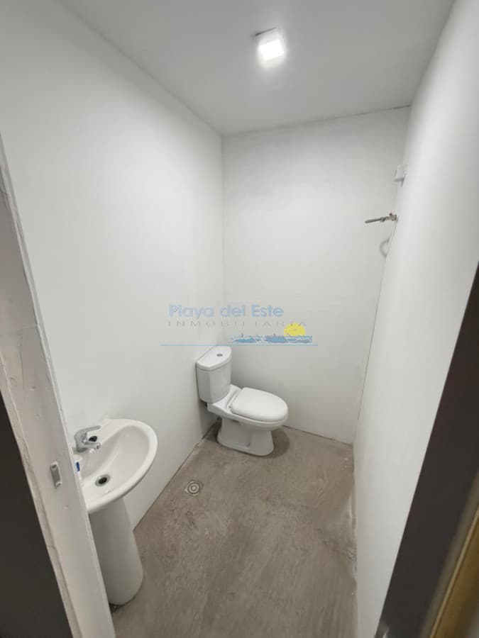 Galpón en alquiler anual en Maldonado  - Inmobiliaria Playa del Este
