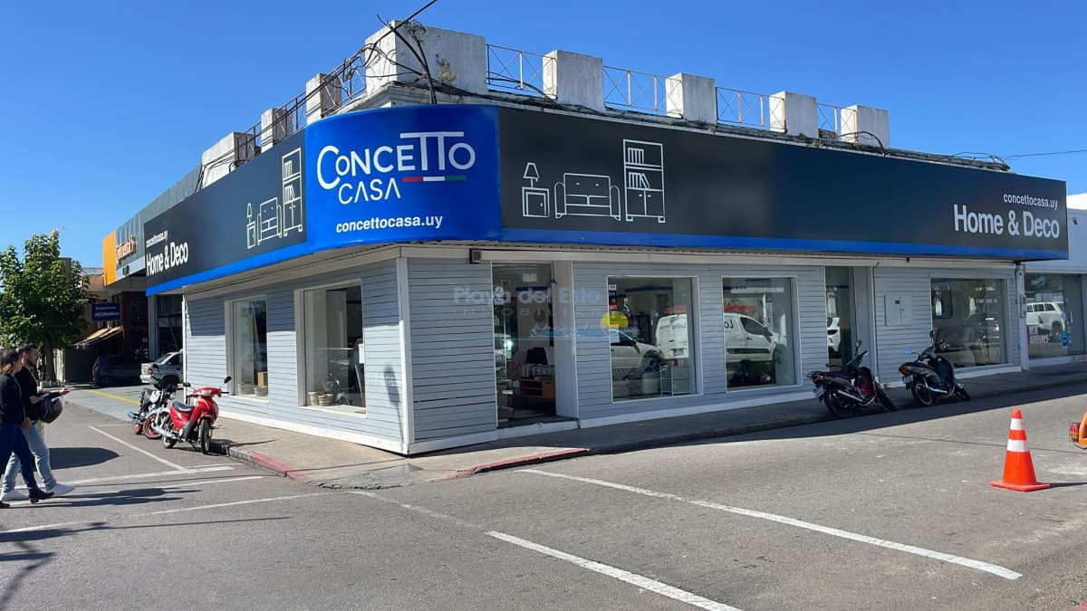 Local en venta en el Centro de Maldonado , Punta del este  - Inmobiliaria Playa del Este