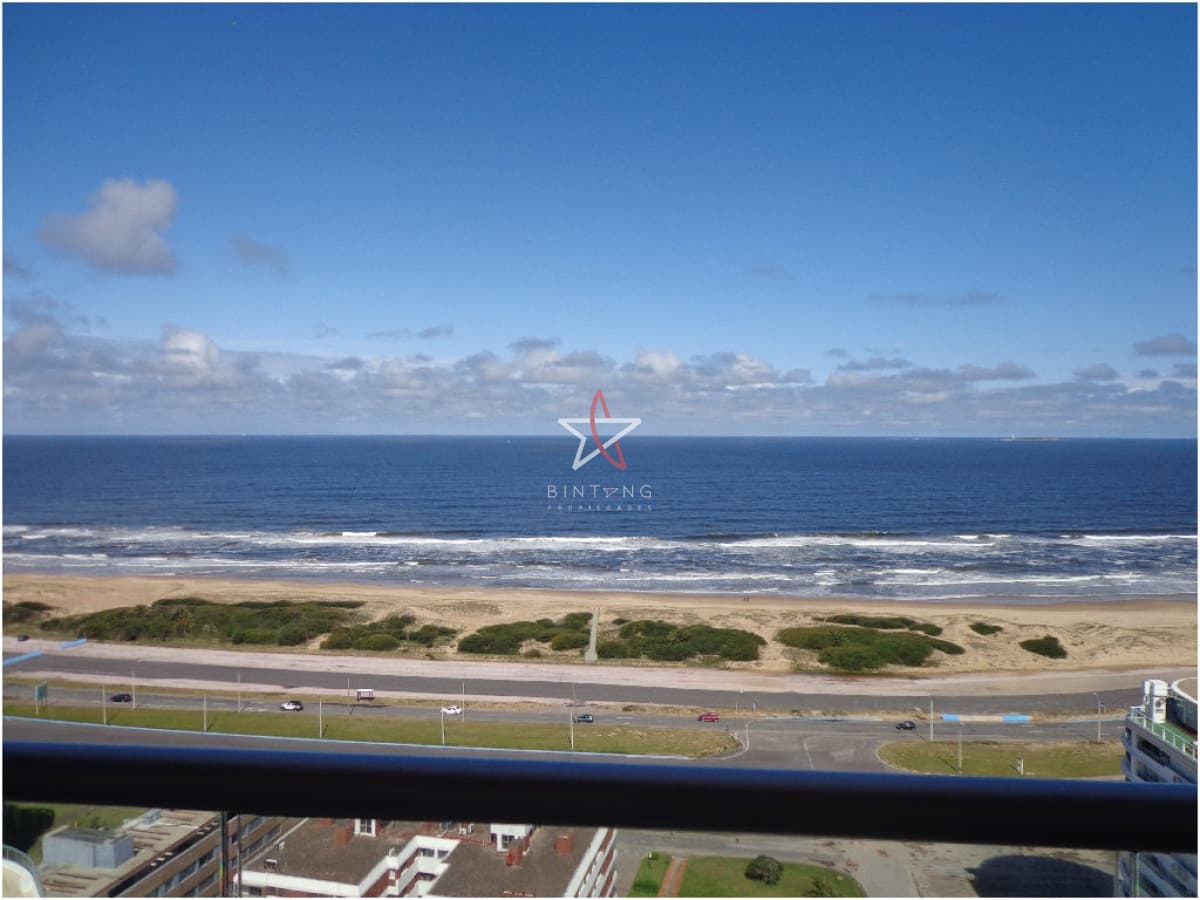 Apartamento en Brava, 3 dormitorios * - Bintang Propiedades