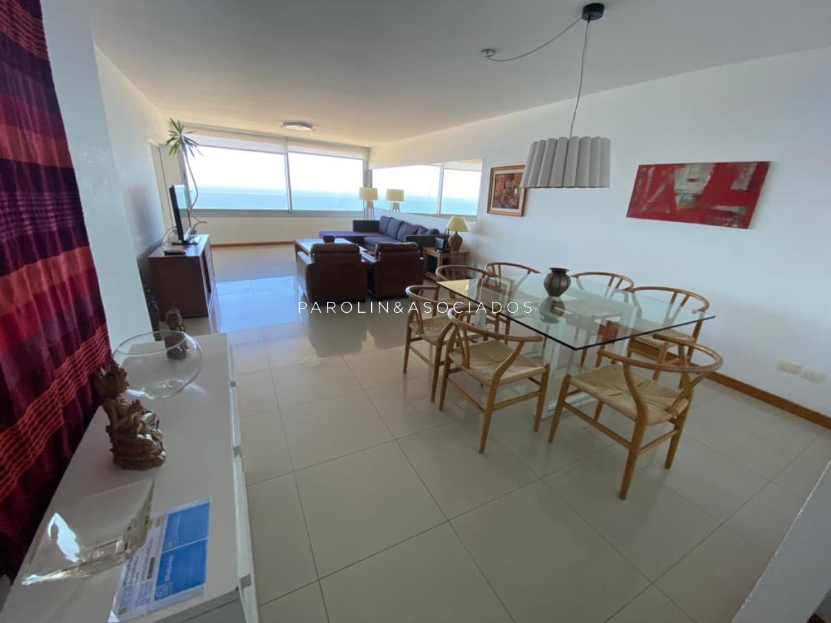 Apartamento en venta en Tiburón III, Punta del Este.