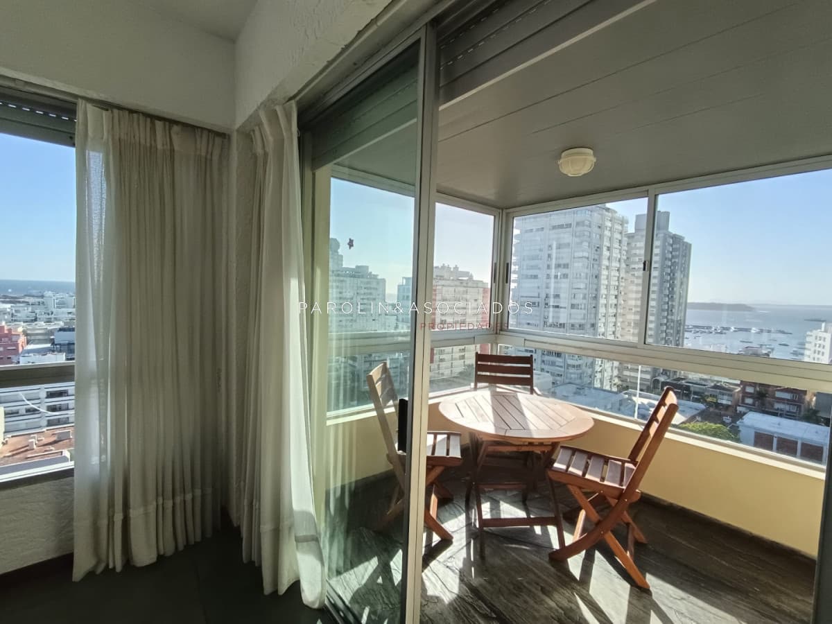 Apartamento en venta de 3 dormitorios en Punta del este , Peninsula