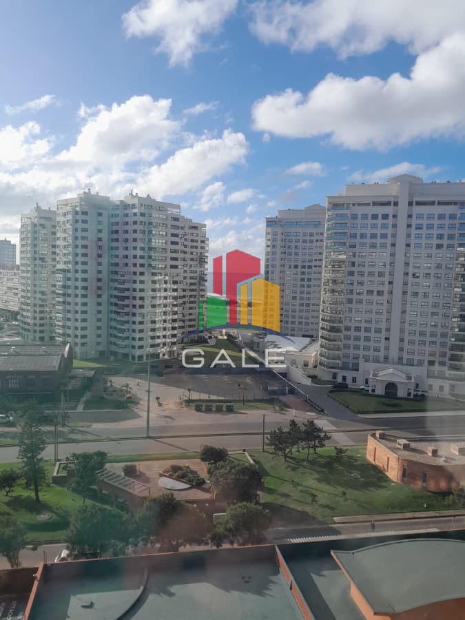 Gale Propiedades & Escribanía Apartamento ID.3399 - Mansa frente al mar