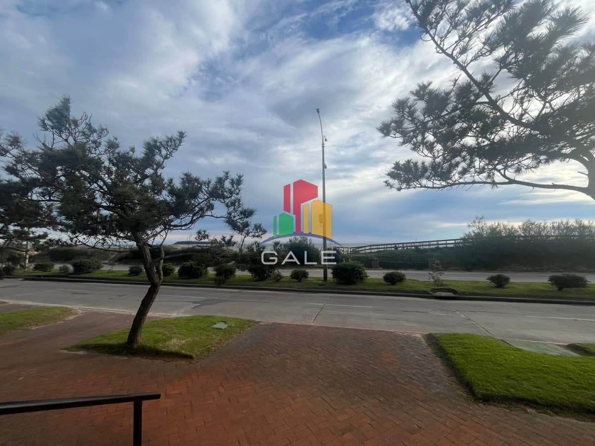 Apartamento de 1 dormitorio en Venta en Pùnta del este , Playa Mansa  -