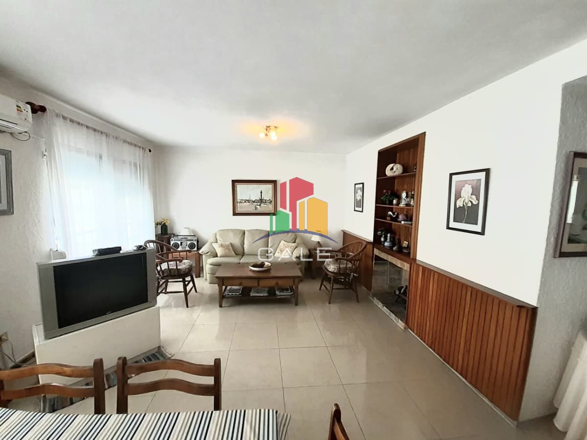 Gale Propiedades & Escribanía Apartamento ID.2695 - Península a pasos de rambla portuaria