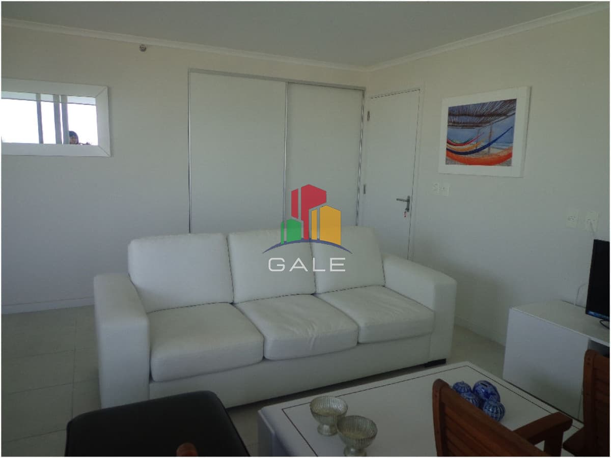 Gale Propiedades & Escribanía Apartamento ID.2622 - Apartamento en Roosevelt, 2 dormitorios *