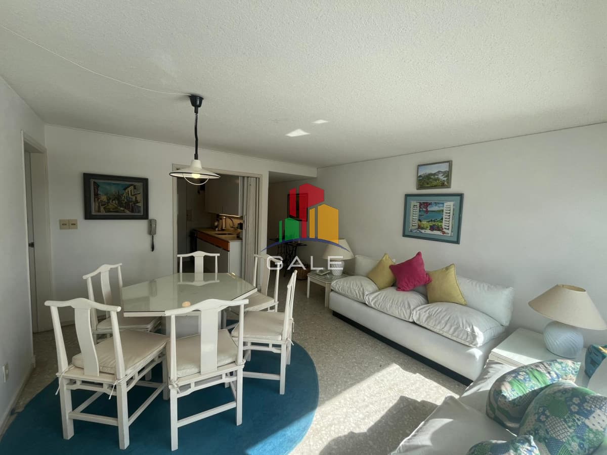 Gale Propiedades & Escribanía Apartamento ID.3078 - Apartamento en Peninsula, 3 dormitorios *