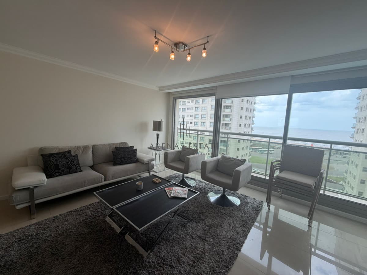 Apartamento ID.4375 - Apartamento de 3 dormitorios en Venta en Punta del este , Playa brava , Torre imperiale